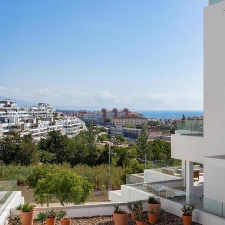 Cosy And Centrally Located Apartment In Estepona Exterior photo