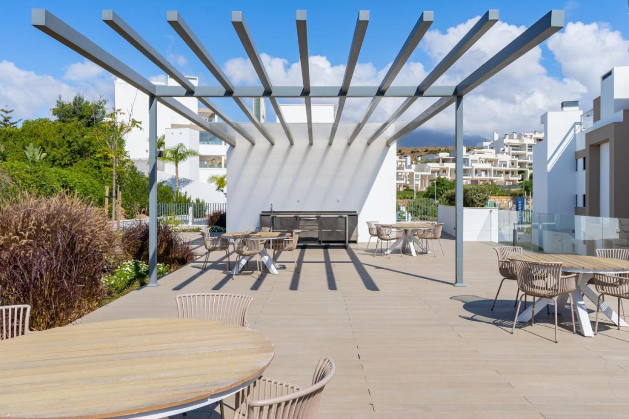 Cosy And Centrally Located Apartment In Estepona Exterior photo