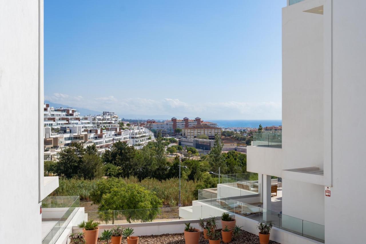 Cosy And Centrally Located Apartment In Estepona Exterior photo